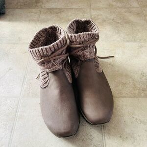 Merrell Brown Winter Rain Boots with Cozy Knit Cuffs